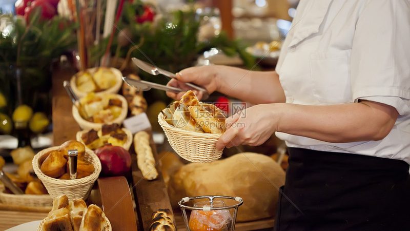休闲食品保质期揭秘：影响因素与延长方法
