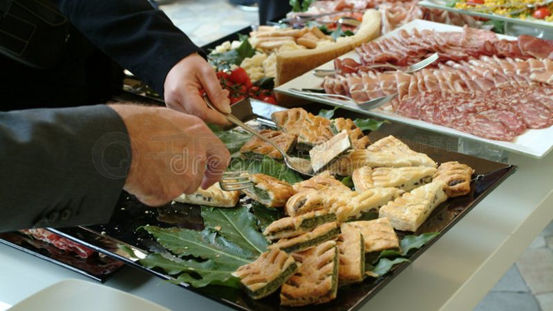 餐饮供应链安装调试，如何选择专业服务？**